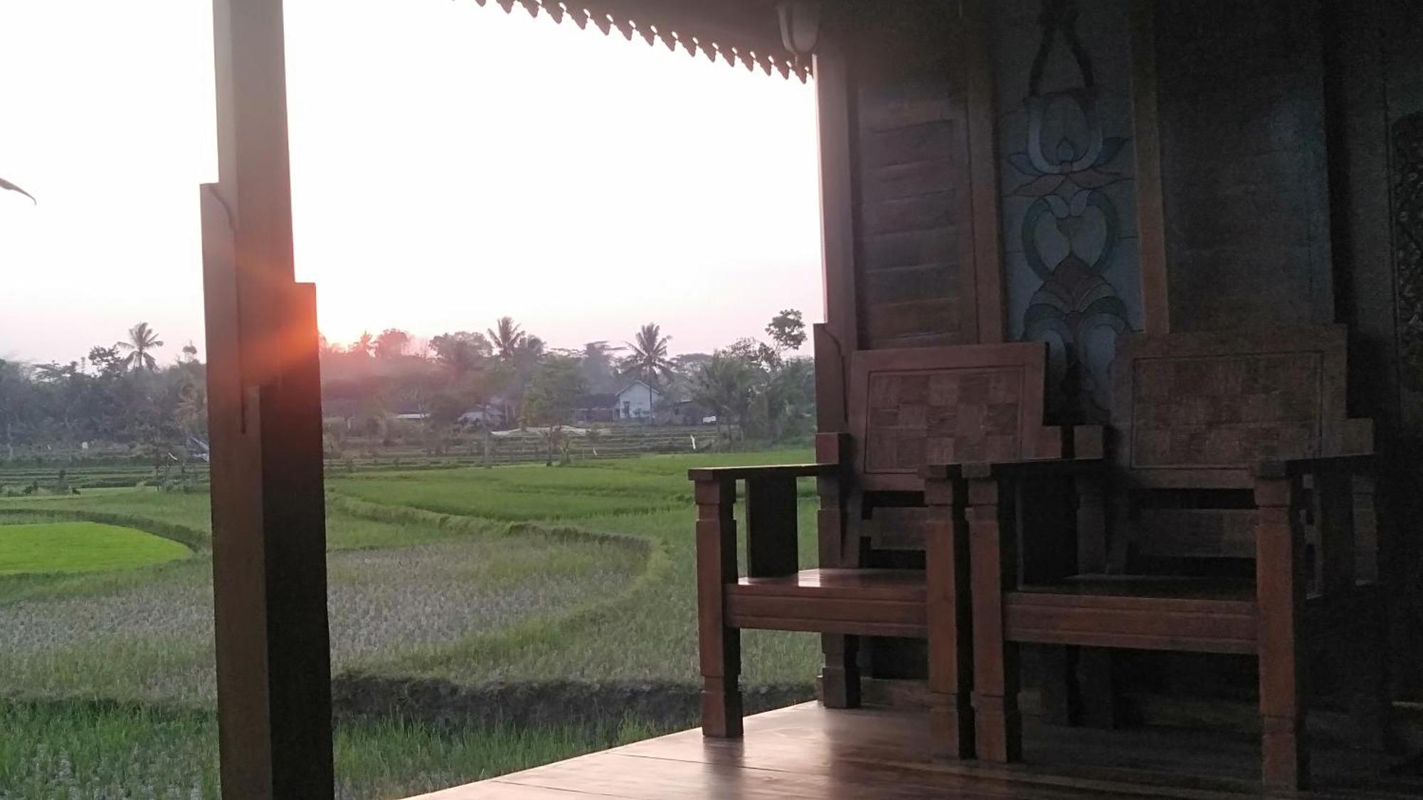 Bujak Permai Villa Matahari Lombok Ntb Praya Eksteriør bilde